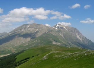Monte Cervati, sul tetto della Campania una nuova meta turistica