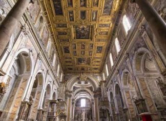 Santa Maria la Nova, confessionale proibito