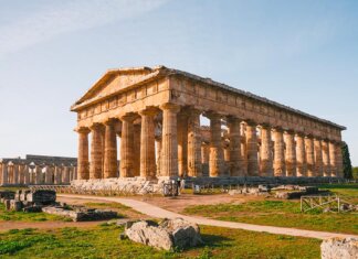 Paestum accoglie “IEROFANIA – Sulle vie del Sacro”: due giornate tra mito, teatro e patrimonio culturale